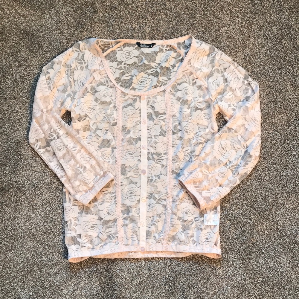 WallFlower Lace Tee - M